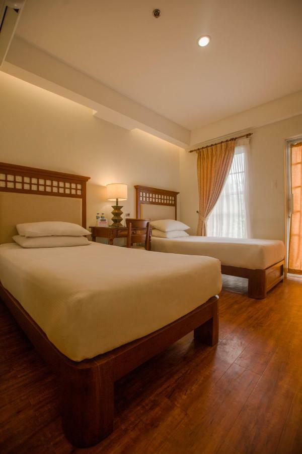 Hotel Emilia Davao Exterior foto